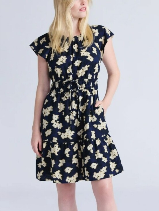 Time and Tru Dresses & Skirts - Time and Tru Women's Crewneck Mini Dress with Pockets, Size Large NWT